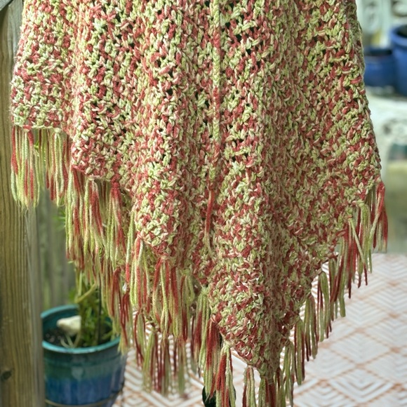 Vintage 70s Crocheted Poncho - Picture 4 of 5